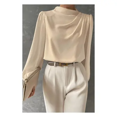 Blusa Elegante Con Cuello Alto, Beige