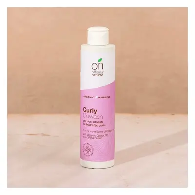 Cowash rizado con aceite de ricino