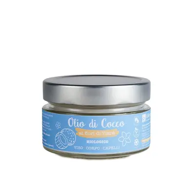 Flores de tiaré con aceite de coco