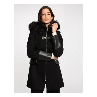 Abrigo recto con cremallera y capucha negro mujer